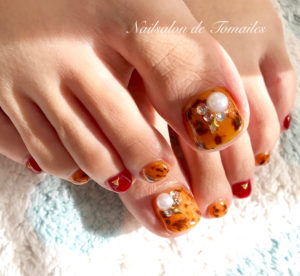 フットネイル べっ甲デザイン 駒込ネイルサロン Nailsalon De Tomailes